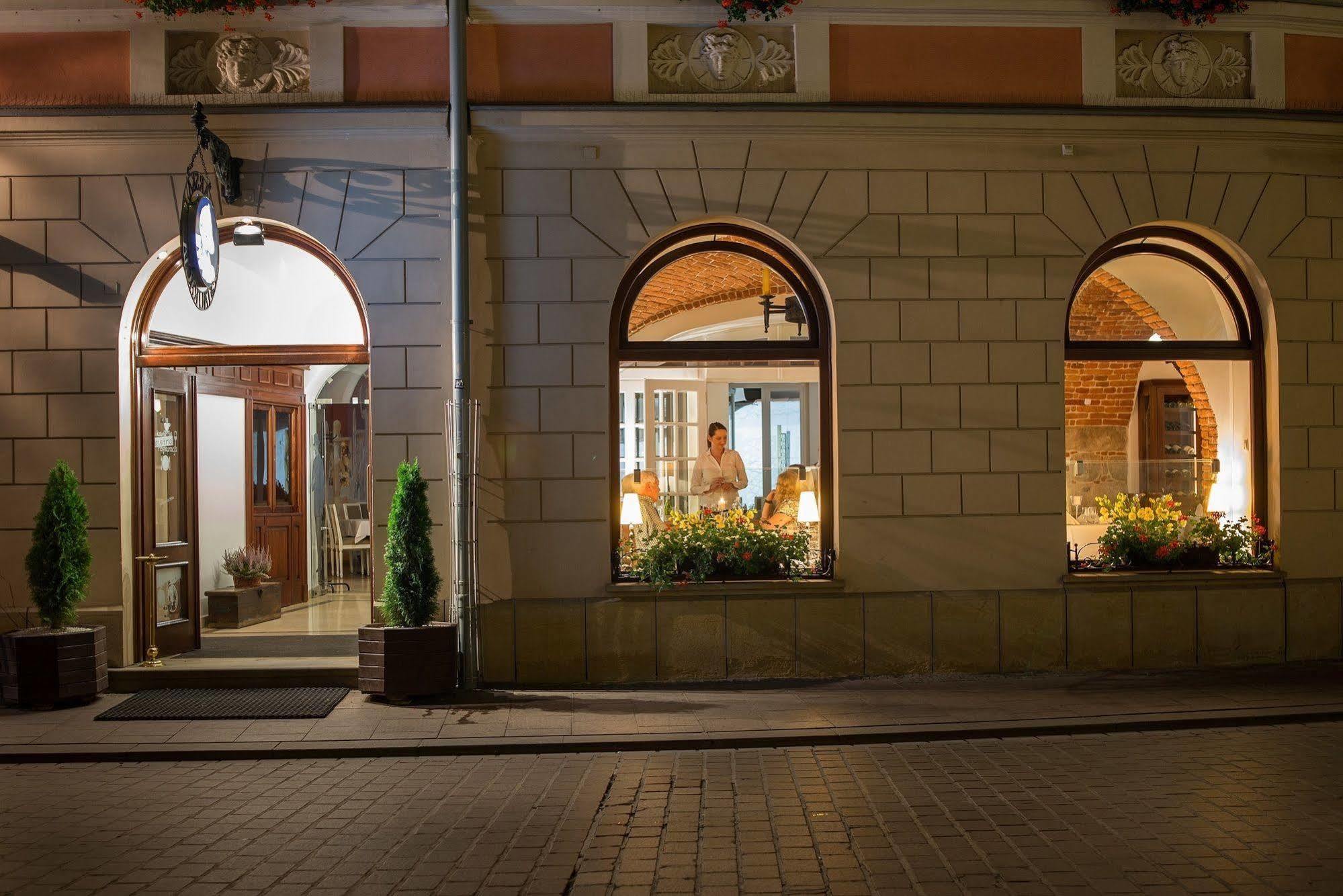Hotel Polski Pod Bialym Orlem คราคูฟ ภายนอก รูปภาพ